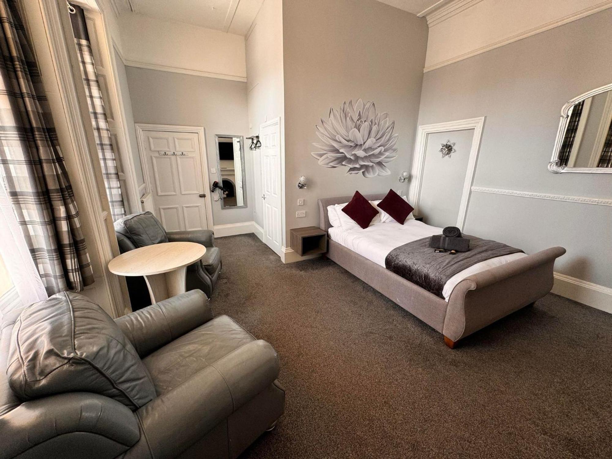 The Jubilee Hotel East - With Spa Facilities & Smokehouse - Newly Refurbished Facilities Weymouth Kültér fotó